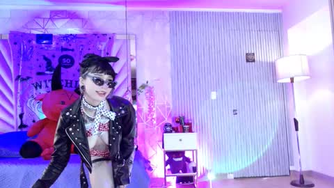 Snapshot of zephirah_abney chatting on 31, 10, 2025 online show from 31, 10, 2025