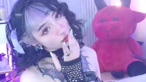 Snapshot of zephirah_abney chatting on 25, 11, 2025 online show from 25, 11, 2025