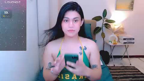 zephyraaaaa online show from 26, 6, 2026
