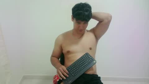 zeus_183 online show from 24, 4, 2026