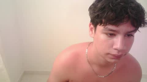 Snapshot of zeus_183 chatting on 11, 5, 2026 zeus_183 online show from 11, 5, 2026