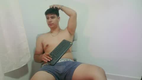 zeus_183 online show from 28, 7, 2026