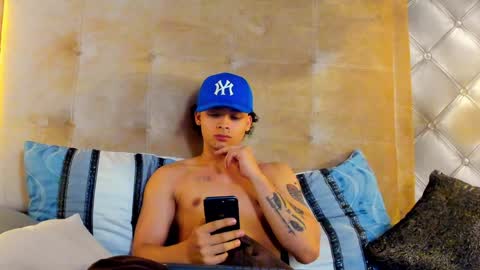 Snapshot of zeusjeff chatting on 7, 1, 2025 zeus online show from 7, 1, 2025