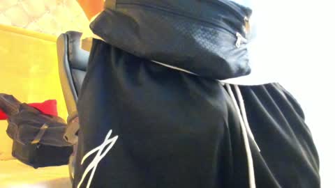 Snapshot of zeusjeff chatting on 23, 1, 2025 zeus online show from 23, 1, 2025