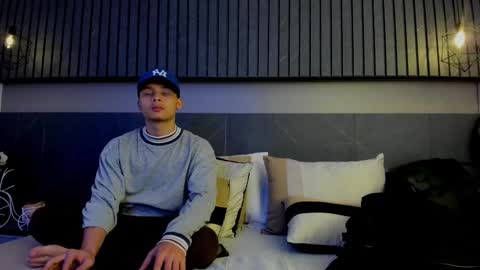 Snapshot of zeusjeff chatting on 13, 2, 2025 zeus online show from 13, 2, 2025