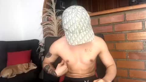 Snapshot of zeusjeff chatting on 12, 9, 2025 zeus online show from 12, 9, 2025