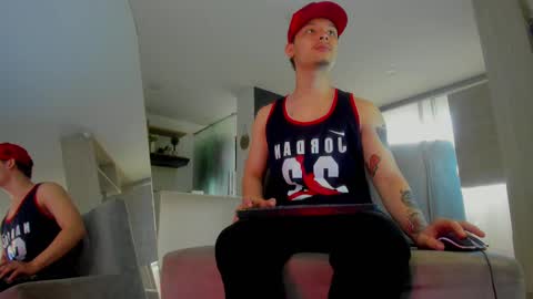 Snapshot of zeusjeff chatting on 30, 9, 2025 zeus online show from 30, 9, 2025