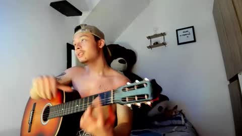 Snapshot of zeusjeff chatting on 23, 10, 2025 zeus online show from 23, 10, 2025