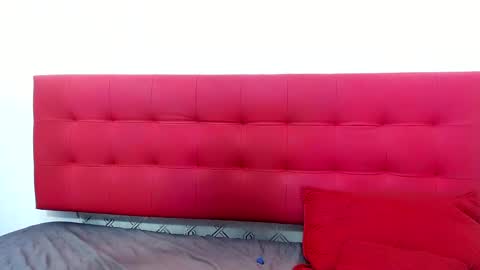 ZHAMIRA  ANDRES online show from 15, 2, 2025