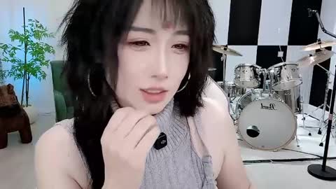 zhen online show from 13, 9, 2025