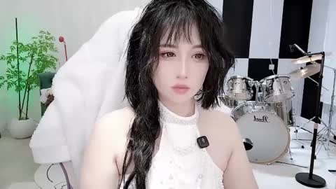 zhen online show from 5, 10, 2025