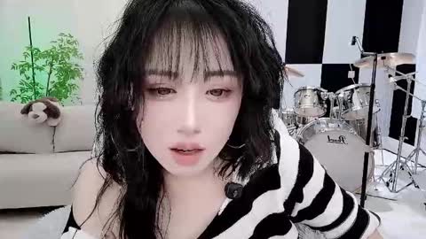 zhen online show from 18, 10, 2025