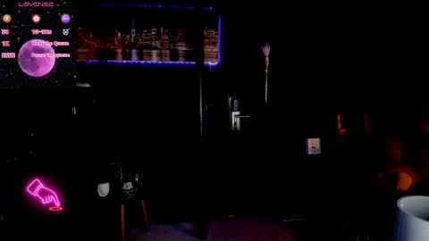 Snapshot of zhoestrong chatting on 1, 3, 2025 zhoestrong online show from 1, 3, 2025