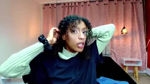 Zia Green online show from 9, 3, 2025