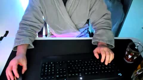 ziemlichflutschig online show from 12, 1, 2025