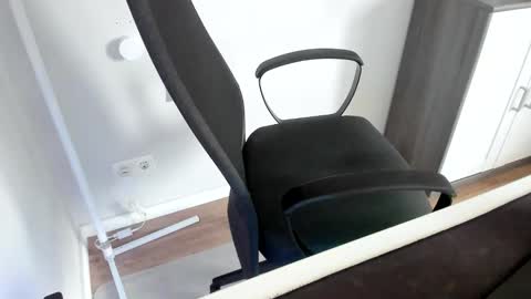 ziemlichflutschig online show from 17, 4, 2026