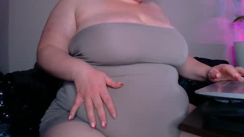 zinacorleone online show from 24, 4, 2026