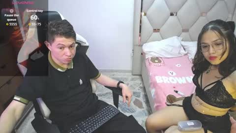 Snapshot of zoe_and_jackk_ chatting on 26, 4, 2026 ZOE AND JACK online show from 26, 4, 2026