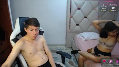 Snapshot of zoe_and_jackk_ chatting on 18, 5, 2026 ZOE AND JACK online show from 18, 5, 2026