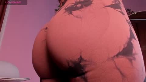 Zoe Baker online show from 20, 4, 2026