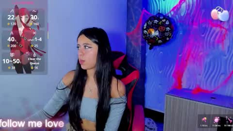 Snapshot of zoe_connor19 chatting on 4, 11, 2025 Z O E online show from 4, 11, 2025