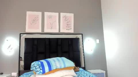 Snapshot of zoe_curvyy chatting on 13, 6, 2026 zoe_curvyy online show from 13, 6, 2026