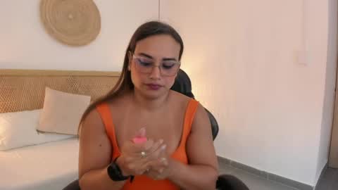 Snapshot of zoe_danae_ chatting on 2, 6, 2026 Zoe online show from 2, 6, 2026