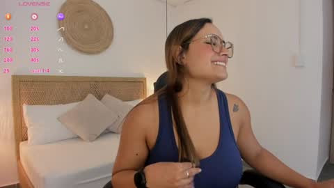 Snapshot of zoe_danae_ chatting on 17, 7, 2026 Zoe online show from 17, 7, 2026