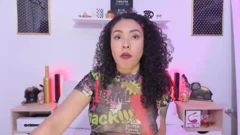 Snapshot of zoe_gruber chatting on 16, 10, 2025 Zoe Gruber online show from 16, 10, 2025