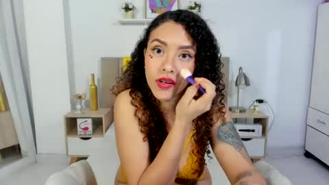 Zoe Gruber online show from 24, 6, 2026