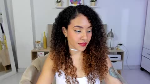 Zoe Gruber online show from 11, 7, 2026