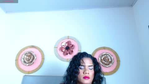 zoe_hecate online show from 28, 4, 2026