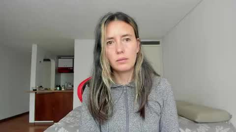 ZOE online show from 10, 5, 2026