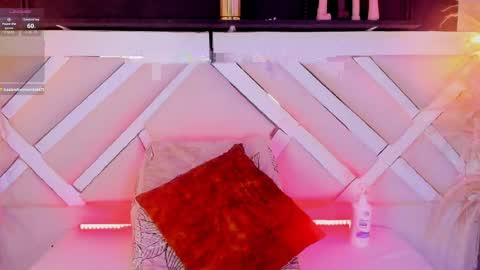 Zoey  online show from 7, 4, 2026