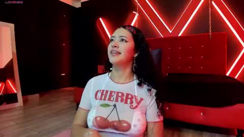 Snapshot of zoe_lara_34 chatting on 20, 7, 2026 zoe online show from 20, 7, 2026