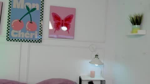 Zoe Lynch online show from 24, 3, 2026