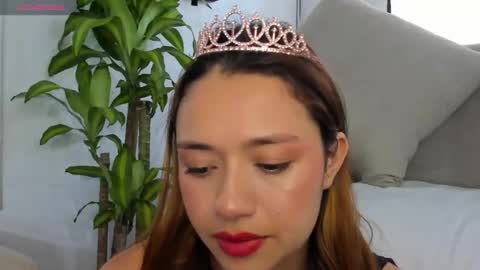 Snapshot of zoe_maddison19 chatting on 18, 9, 2025 zoe_maddison19 online show from 18, 9, 2025