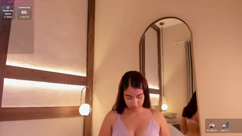 zoe_mhendez online show from 2, 12, 2025