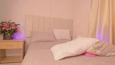 Mia online show from 18, 12, 2024