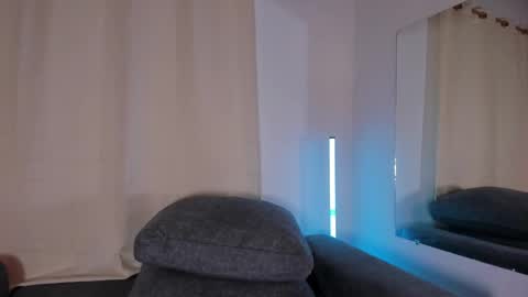 Zoe online show from 9, 3, 2025