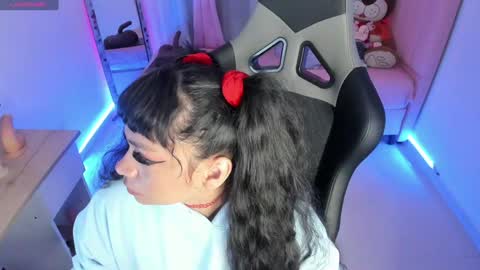 zoe_sullivan_ online show from 26, 1, 2025