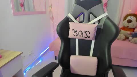 zoe_sullivan_ online show from 25, 9, 2025