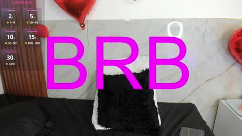 zoeameliie online show from 15, 2, 2025