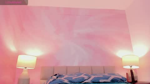 zoeblanc online show from 31, 3, 2026