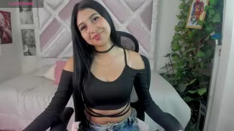zoee_669 online show from 16, 7, 2026