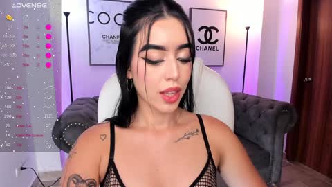  zoee jackson online show from 2, 1, 2025