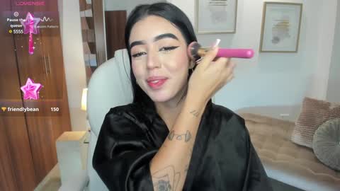  zoee jackson online show from 7, 1, 2025