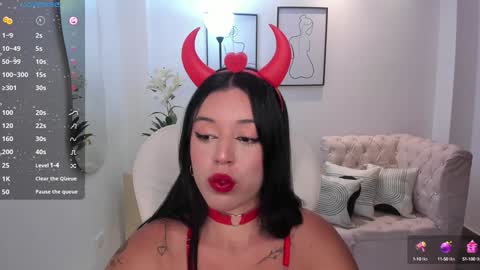  zoee jackson online show from 13, 1, 2025