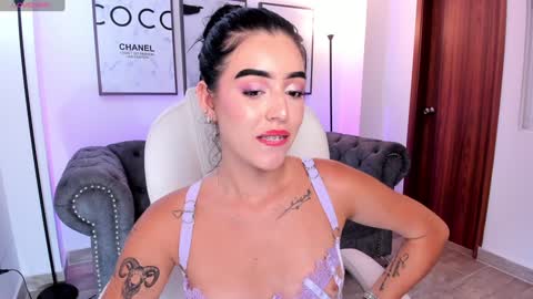  zoee jackson online show from 27, 1, 2025