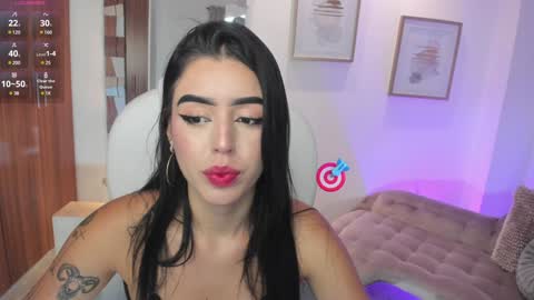  zoee jackson online show from 30, 1, 2025